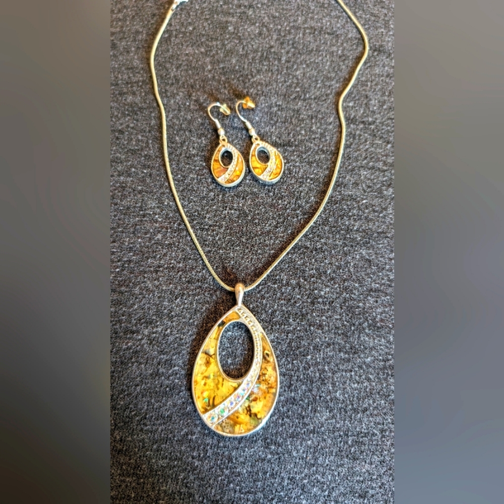 Vintage Necklace and Earring set